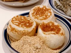 路边边熨斗糕-正南齐北·老街糯米团(洪崖洞店)