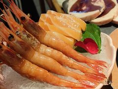 三文鱼甜虾刺身拼盘-蚝·生·鲜牛烧肉铺(中央大街店)