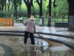 -玲珑塔公园