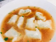荠菜大馄饨-南小馆(迪士尼小镇店)