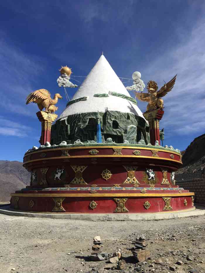 洛卓窝隆寺-"能到达这里已经算是一种修行了 历经陡峭.