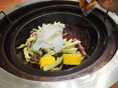 -满兴咱妈烀饼铁锅炖(兰州北街店)