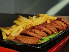 铁板黑椒小牛排-素心小筑(后沙裕镇店)