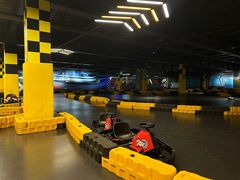 -极限PLAY运动娱乐新世界·团建派对潮玩休闲馆·室内蹦极高空游乐园