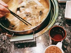 -一席地·本地鸡窝·杭帮鸡火锅(萧山银隆百货店)