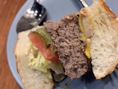 鹅肝牛肉芝士汉堡-G+KITCHEN(龙湖狮山天街店)