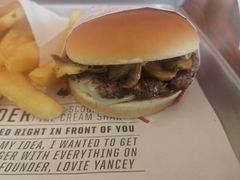 -FATBURGER 特富客汉堡(外交公寓店)