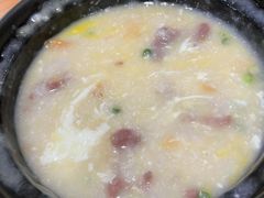 窝蛋牛肉粥-汇点煌餐厅