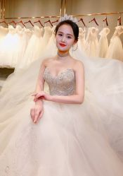 -艾米丽婚纱礼服