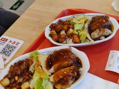 宫保鸡丁拼秘汁鸡排盖饭-和合谷(百荣店)