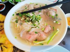 越式招牌朦粉-大头虾越式风味餐厅(光明广场店)