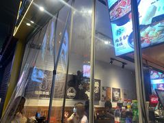 门面-渝和喵叔米线(南坪万达店)