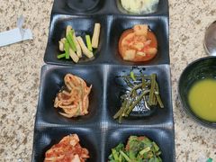 -真利味·脊骨火锅·正宗韩国料理(韩乐坊店)