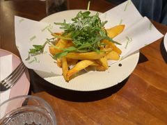 -JINNS锦时 steak&pizza(浸信会礼拜堂旧址店)