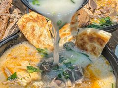 -鸭小妹鸭血粉丝(老门东店)