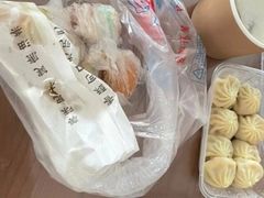 -老面包子·粥(龙福苑店)