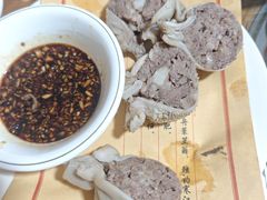 -牧民人家羊粪火自煮手把肉餐馆