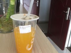 -CoCo都可(八达商城店)