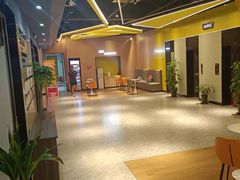 -贝菲特游泳健身(徐泾店)