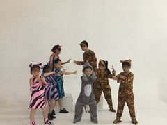 -猴有戏教育戏剧·音乐剧·主持口才·演讲朗诵辩论(环球港华师大校区)