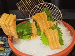 -银泰中心