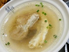 面筋百页单档汤-鲜得来排骨年糕(即墨路店)
