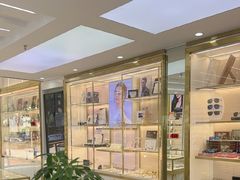 -世纪大明眼镜·林德伯格·蔡司官方授权店(武昌旗舰店)