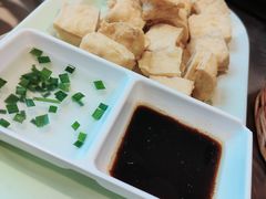 -潮界(LU·ONE凯德晶萃广场店)