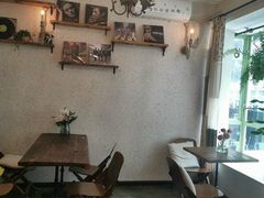 -绿房子方寸咖啡(星海名城店)