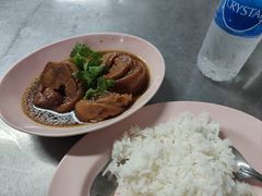 -Kha Mu Charoensang(Silom)