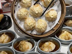 -馋三尺蟹粉小笼(人民广场店)