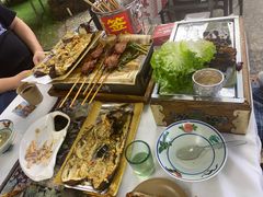 -刘姐啤酒鱼民族演艺餐厅(西街总店)