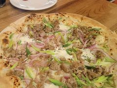 -城市大道红炉披萨烘焙坊