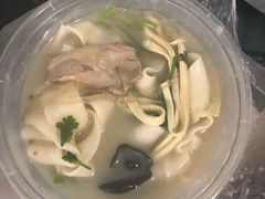 -关记·河南烩面·大盘鸡