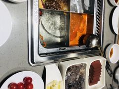 -海底捞火锅(杭州萧山宝龙广场店)