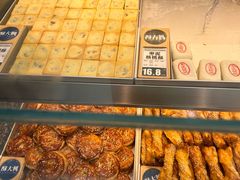 -酥大興·新国潮糕点配茶饮(龙岗万达黑金店)
