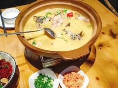 -寻钵记民菜馆·正宗常德钵子菜(滨湖路店)