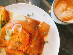 烟熏三文鱼荷风方蛋饼早午餐-The Rug Cafe(王府中环店)