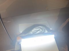 -鲨鱼皮汽车凹陷玻璃修复(静安店)