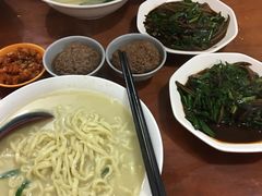 -三百碗宝应长鱼面(板仓街店)