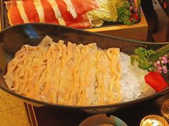 -老房老舍重庆火锅(假日城市店)