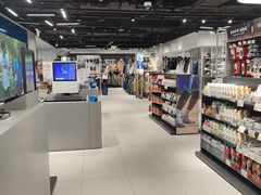 -迪卡侬(环球港店)