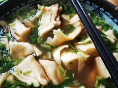 牛肉罩火烧-清真·白家牛肉罩火烧老店(育才街店)