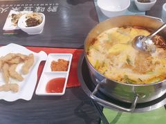 -四季喧黔味豆米火锅(万达广场店)