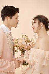 -喜爱高定婚纱摄影
