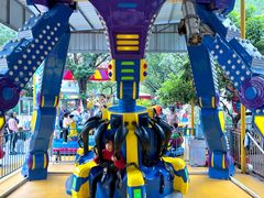 -顺德大良半月城游乐场