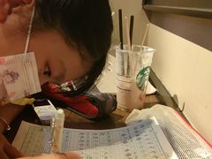 -星巴克(北京西站5号候车室)