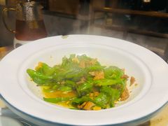 -佬麻雀·新湘菜(东方宝泰店)