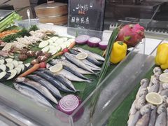 -元一希尔顿酒店·鲜切牛肉火锅禅自助餐厅