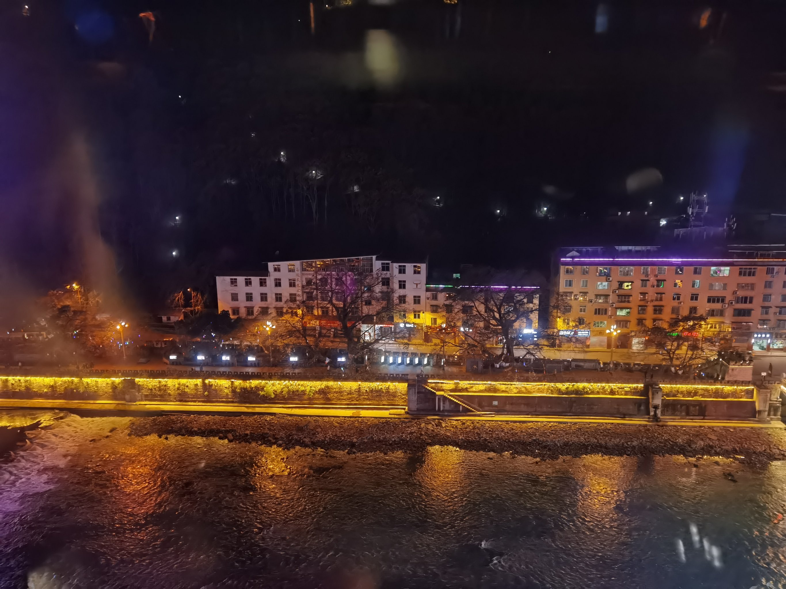 马边县最好的酒店,但也是我近段时间住过最